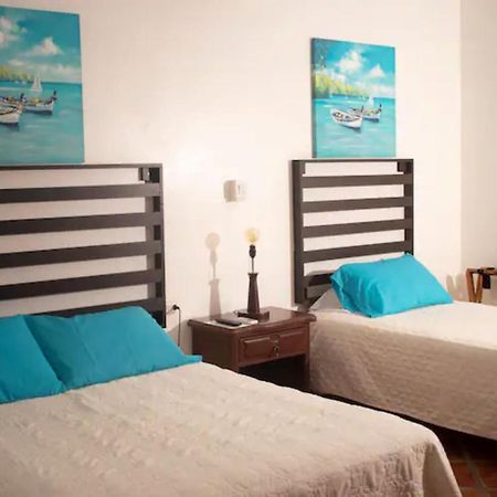 Hotel Playa Westfalia Пуэрто-Лимон Экстерьер фото