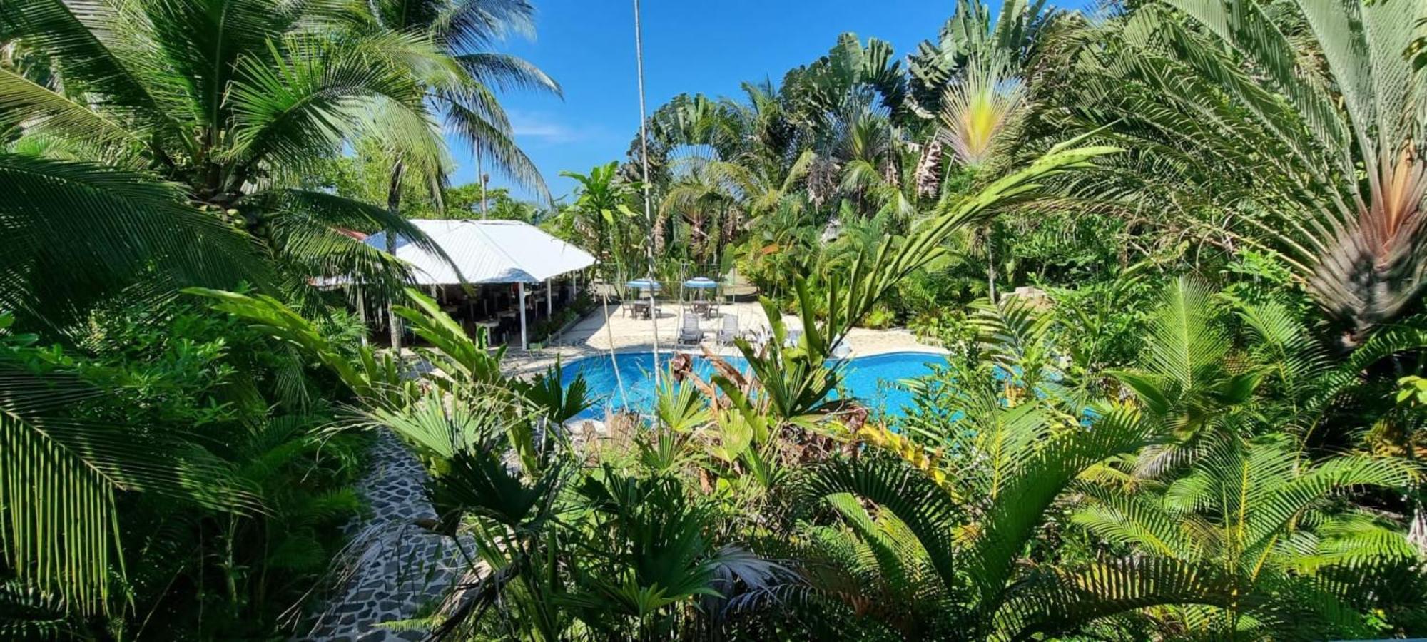 Hotel Playa Westfalia Пуэрто-Лимон Экстерьер фото